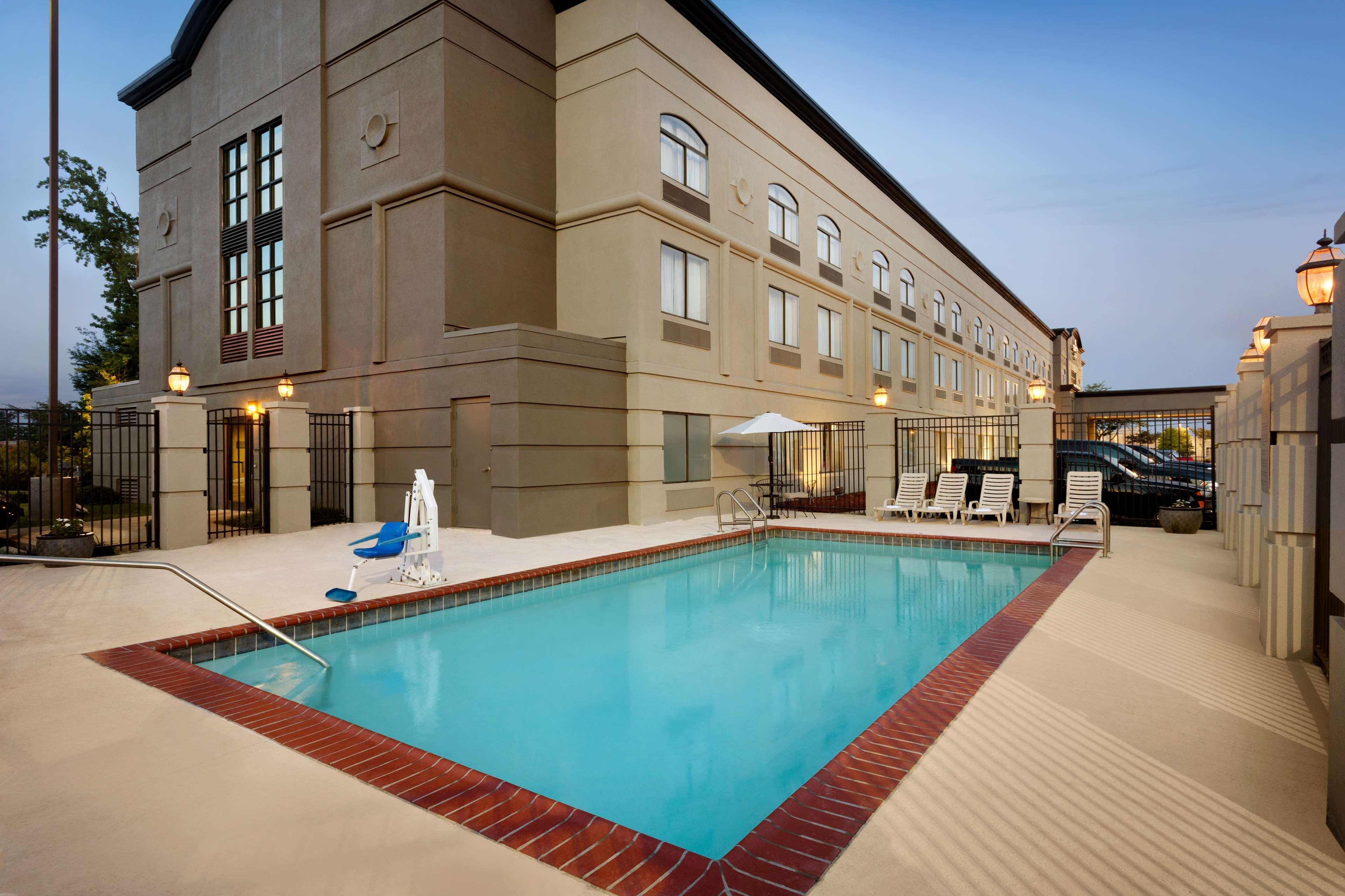 Country Inn & Suites By Radisson, Wolfchase-Memphis, Tn Exterior photo